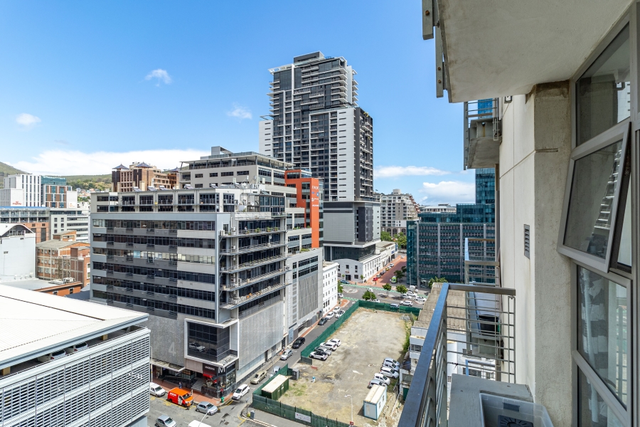 2 Bedroom Property for Sale in Cape Town City Centre Western Cape